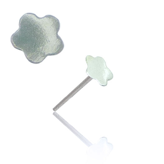 Piercing nez argent motif fleur