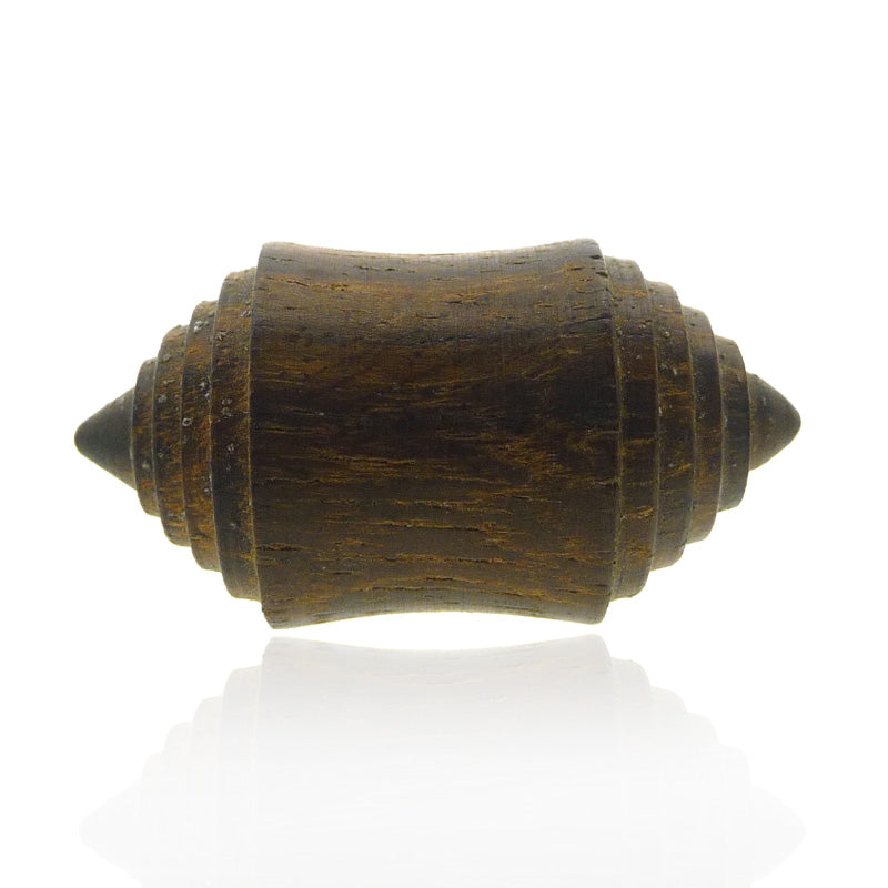 Plug en bois pour le lobe