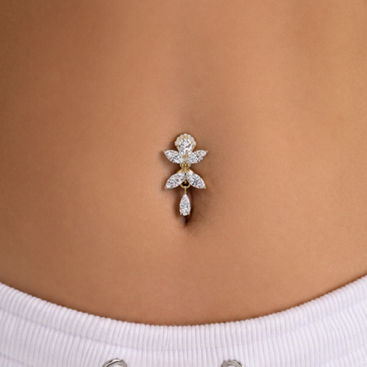 Mise en situation Piercing nombril inversé titane astra