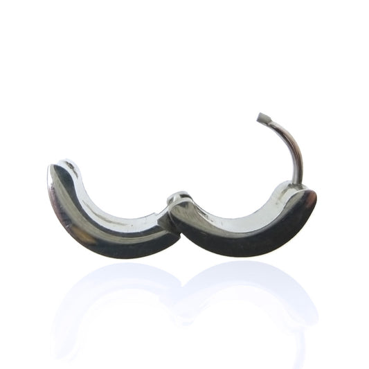 Piercing oreille : anneau acier plaqué or