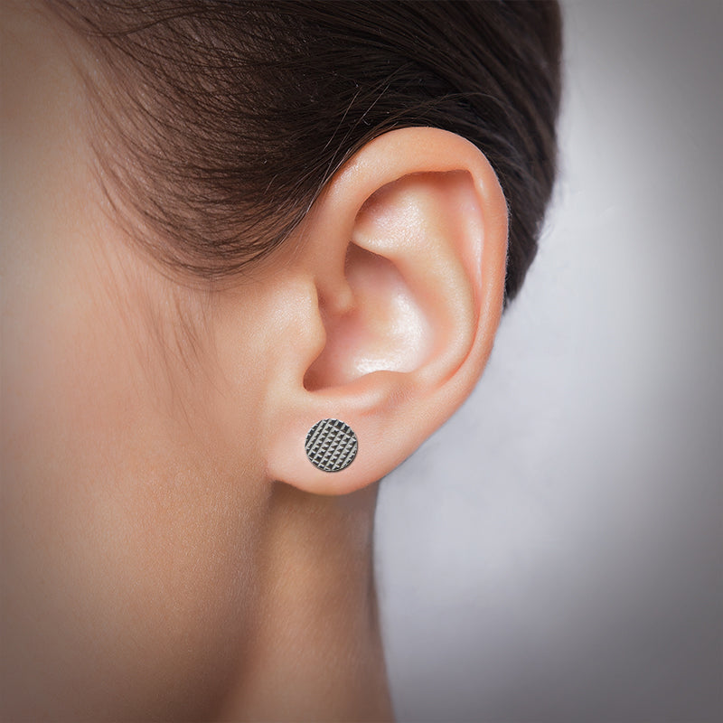 Piercing faux écarteur d'oreille en acier avec motif